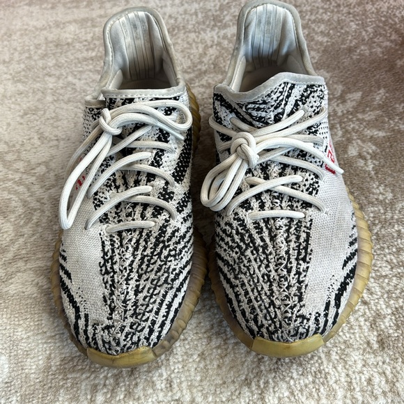 Yeezys Zebra snickers authentic Size 8 includes box - Picture 7 of 10
